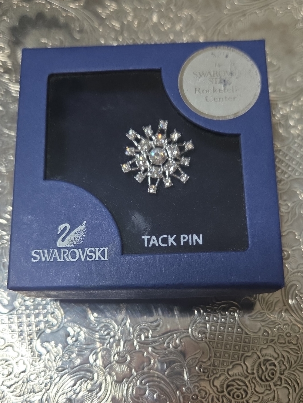 NIB ~ Swarovski Star Rockefeller Center RARE Brooch Pin